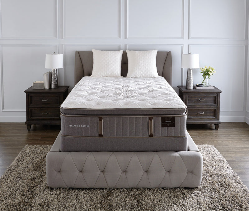 Stearns & Foster Eastminster Plush Euro-Top Full Mattress Set