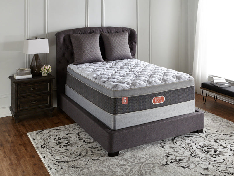 Beautyrest® Hotel Diamond 5 Plush Euro-Top Twin Mattress Set