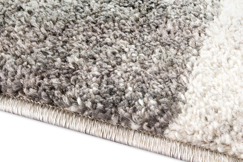 Mickey Area Rug - 5'3'' x 7'7''