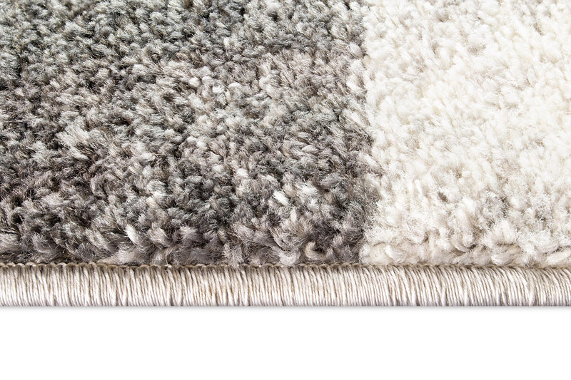 Mickey Area Rug - 5'3'' x 7'7''