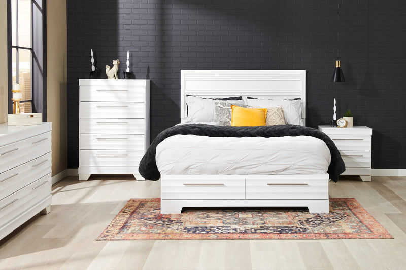 Olivia Bedroom Chest of Drawers, 5-Drawer, 31\"W x 47.9\"H, Made in Canada - White