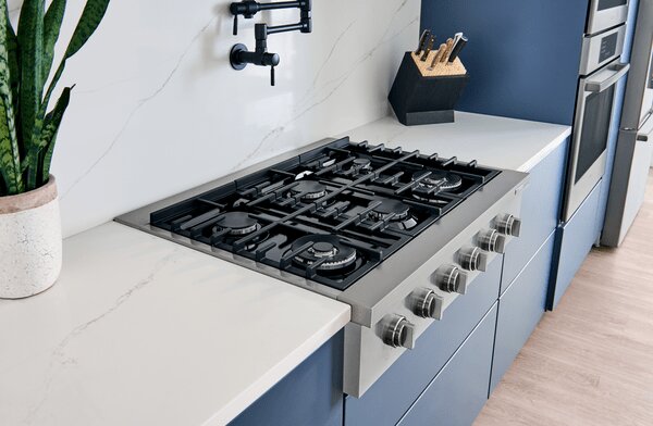 Bosch 800 Series 36\" 6-Burner Gas Rangetop - RGM8658UC