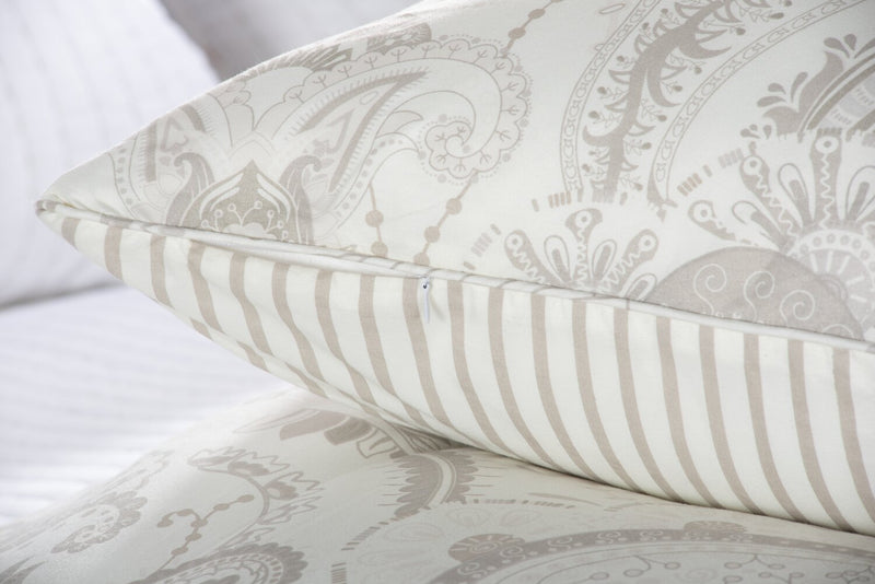 Indie Paisley 3-Piece Full/Queen Comforter Set - White