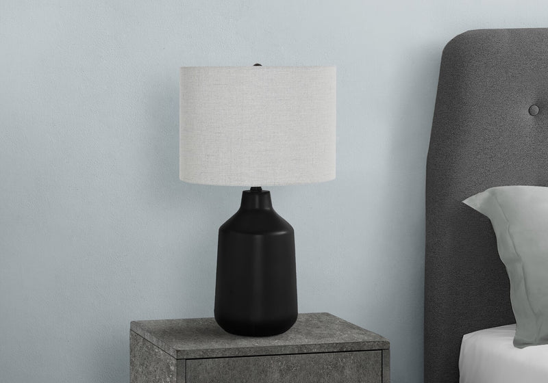 24\" Black Concrete Table Lamp with Grey Shade