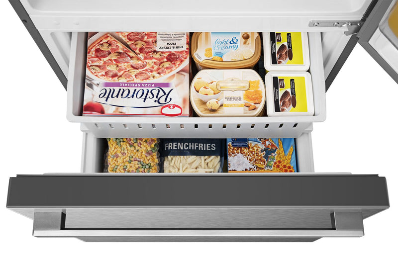 Hisense 31\" 17 Cu. Ft. Bottom-Mount Refrigerator - Titanium - RB17A2CSE
