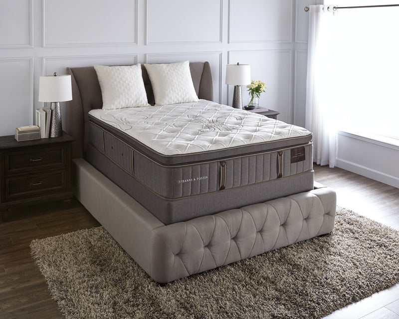 Stearns & Foster Eastminster Plush Euro-Top Full Mattress Set